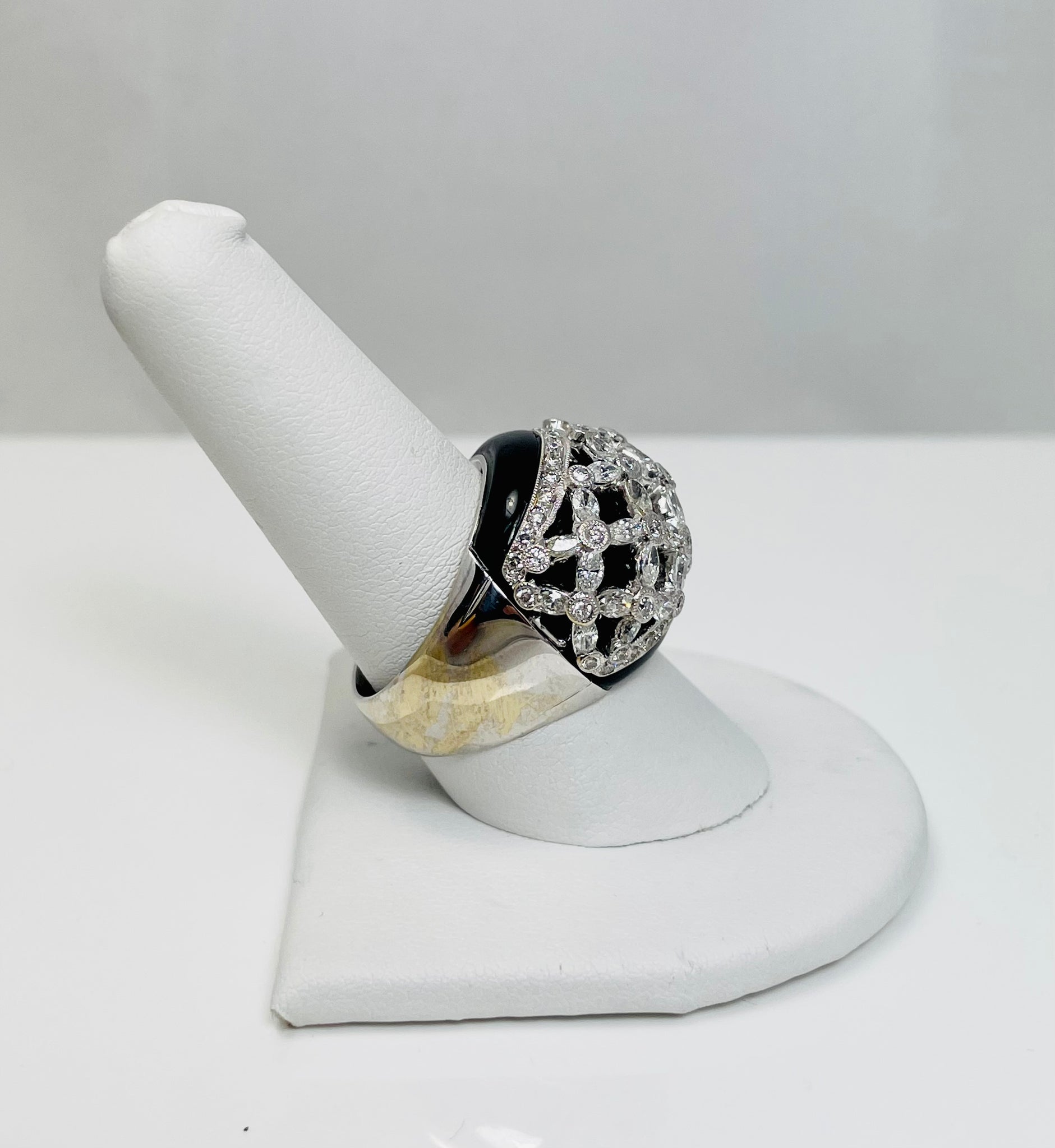 Fabulous 2ctw Natural Diamond 18k White Gold Onyx Ring