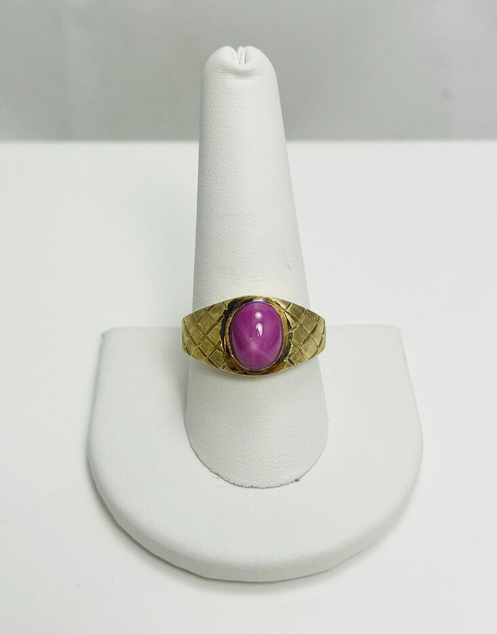 New! Old Stock 1970's Men's Synthetic Ruby Star 14k Gold Ring