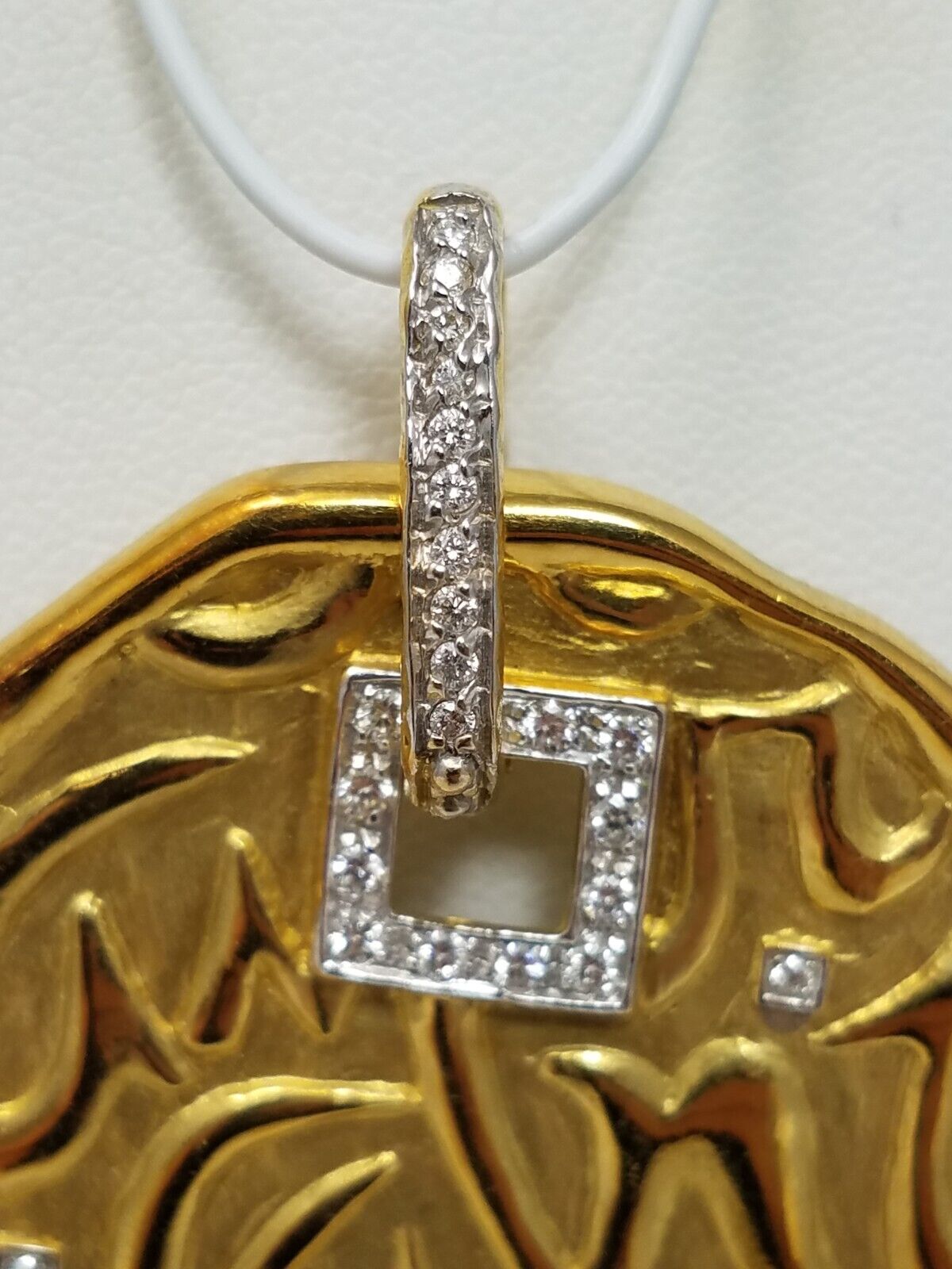 $6000 Seidengang 18k Gold Natural Diamond Love Health Happiness Pendant