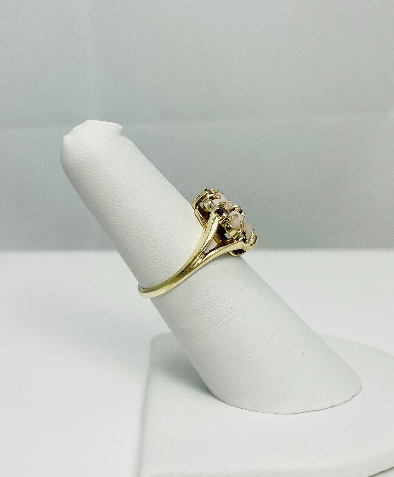 Vintage Coral & Garnet 14k Gold Ring