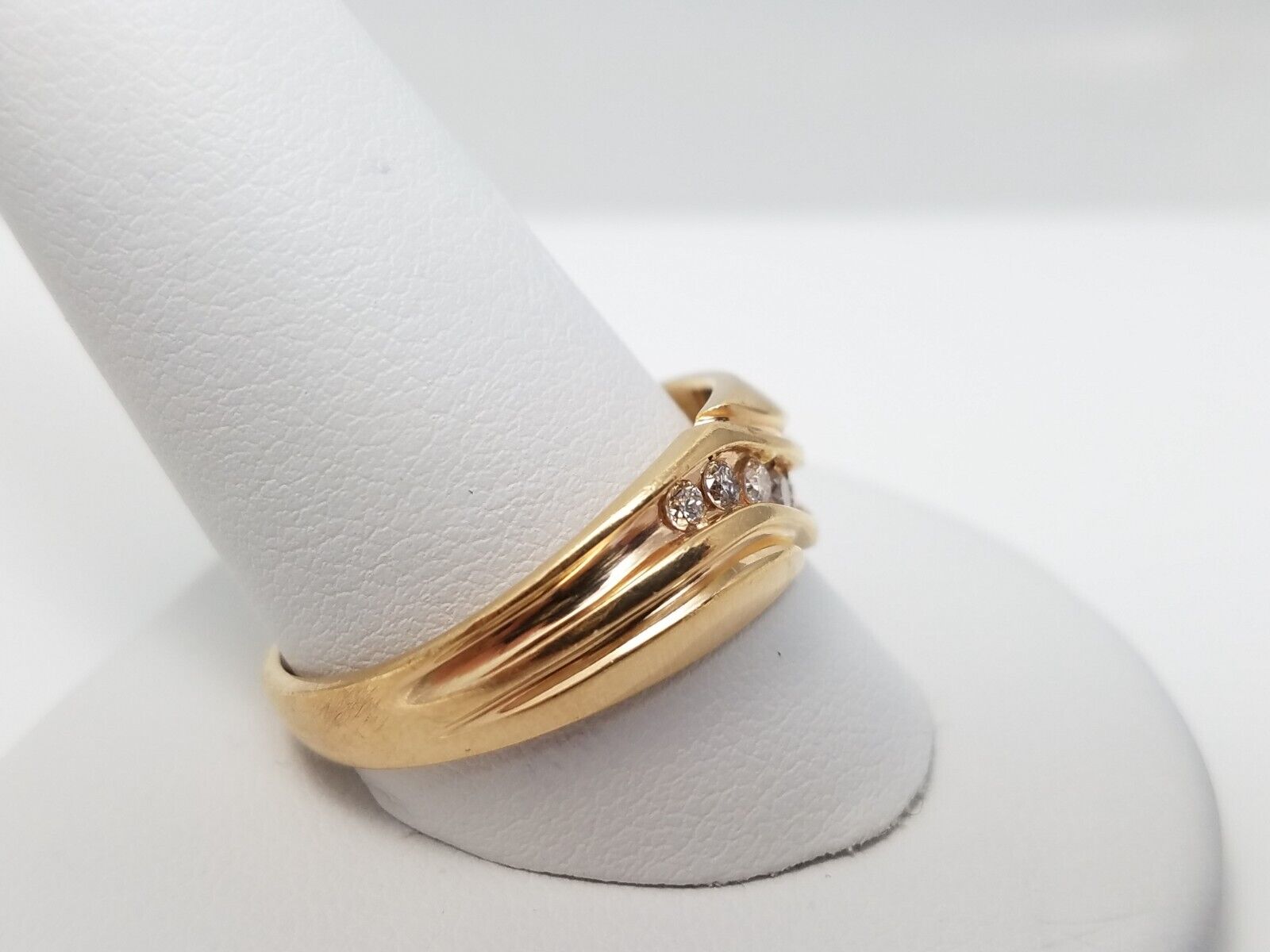 Men's 14k Yellow Gold Natural Diamond Ring