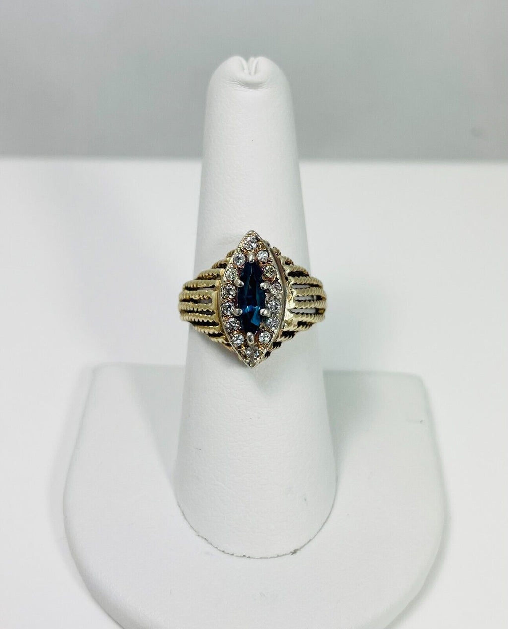 Vintage Natural Sapphire Diamond 14k Gold Ring