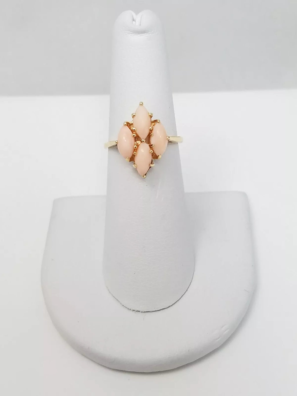 Vintage Natural Coral 14k Yellow Gold Ring