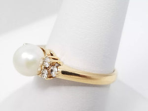 14k Yellow Gold 7.5mm Cultured Pearl Natural Diamond Ring