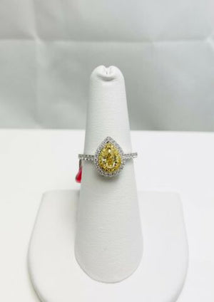 New! Natural Diamond 18k White Gold Engagement Ring