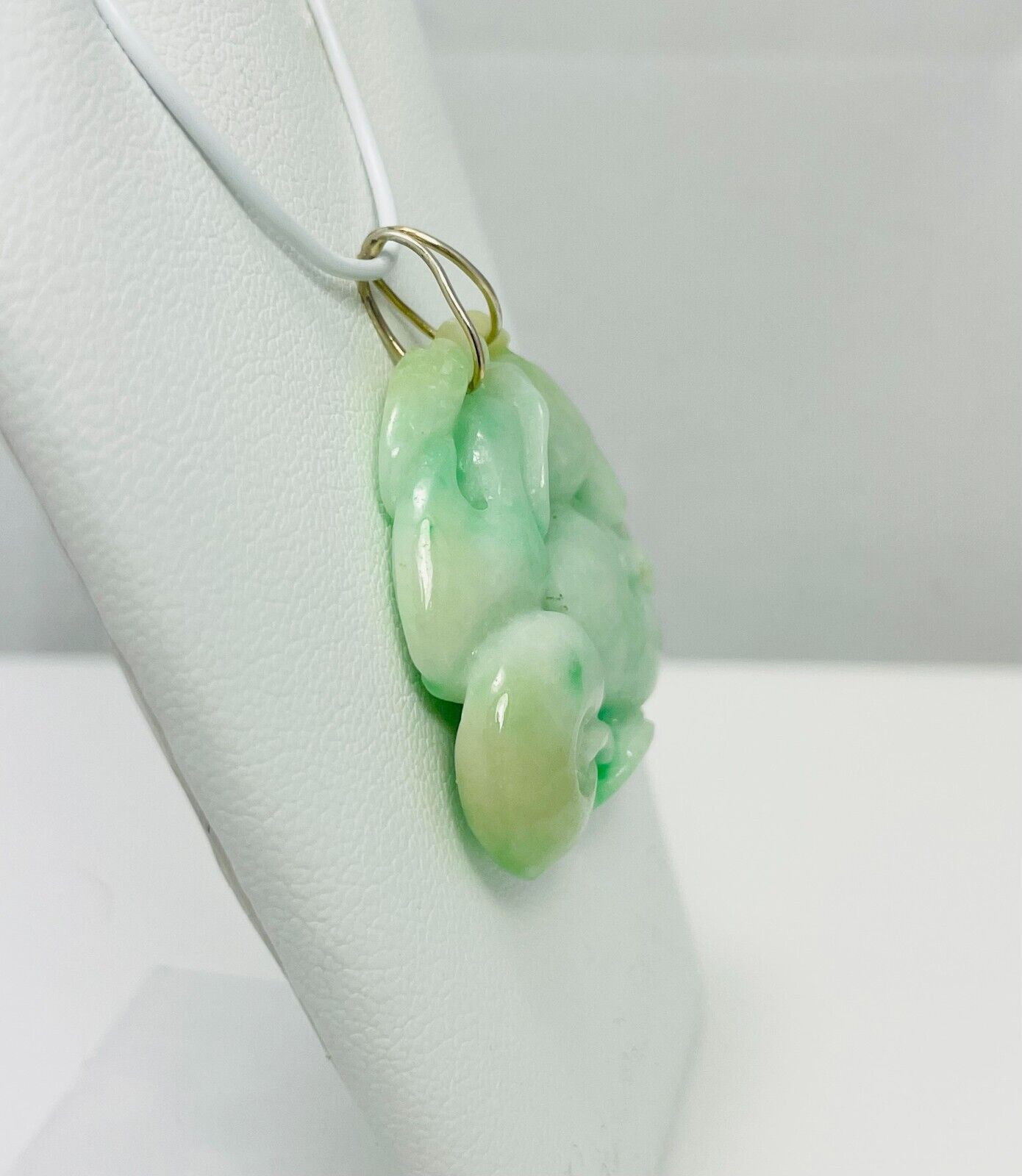 Gorgeous Vintage Natural Carved Jade Pendant