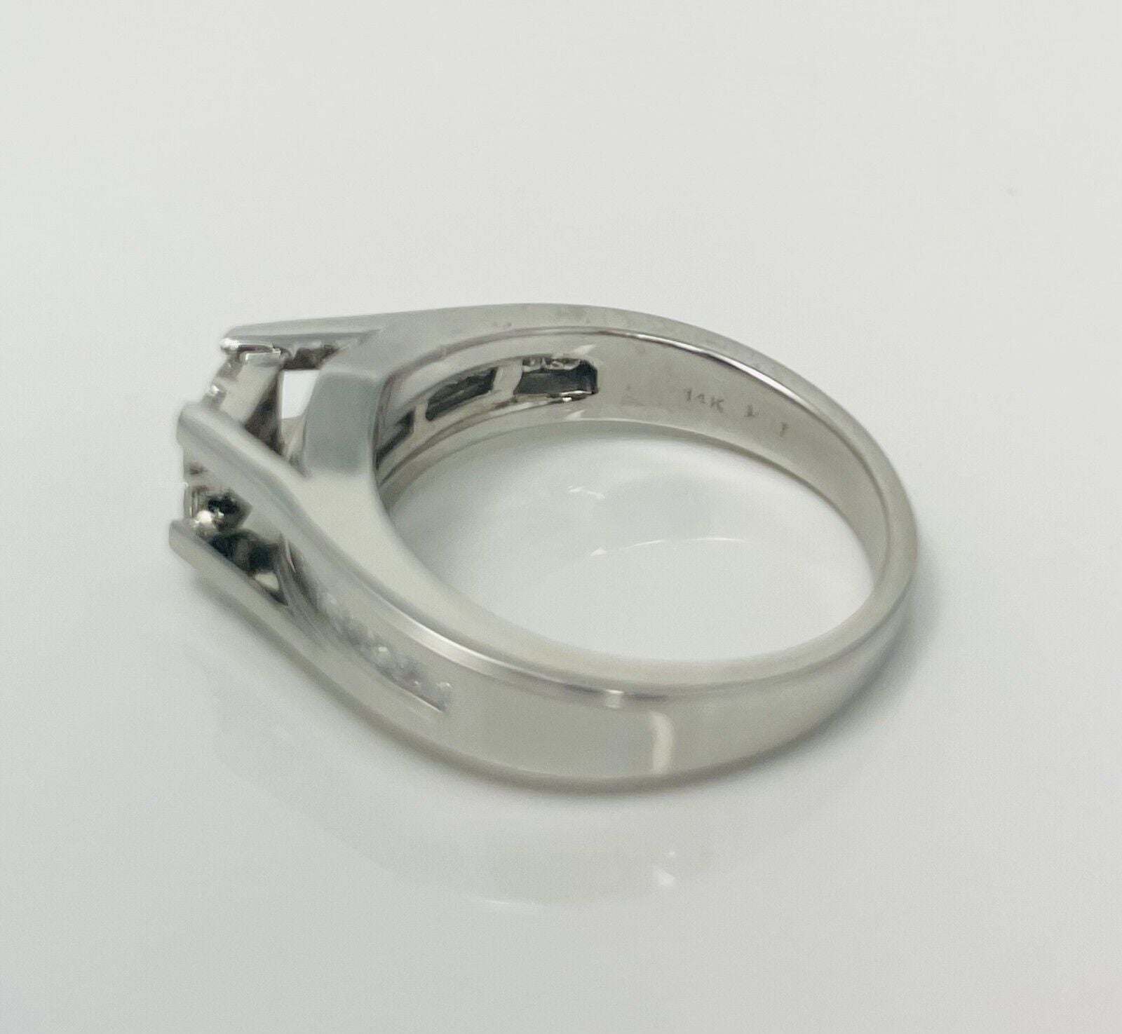 1/2ctw Natural Diamond 14k White Gold Engagement Ring