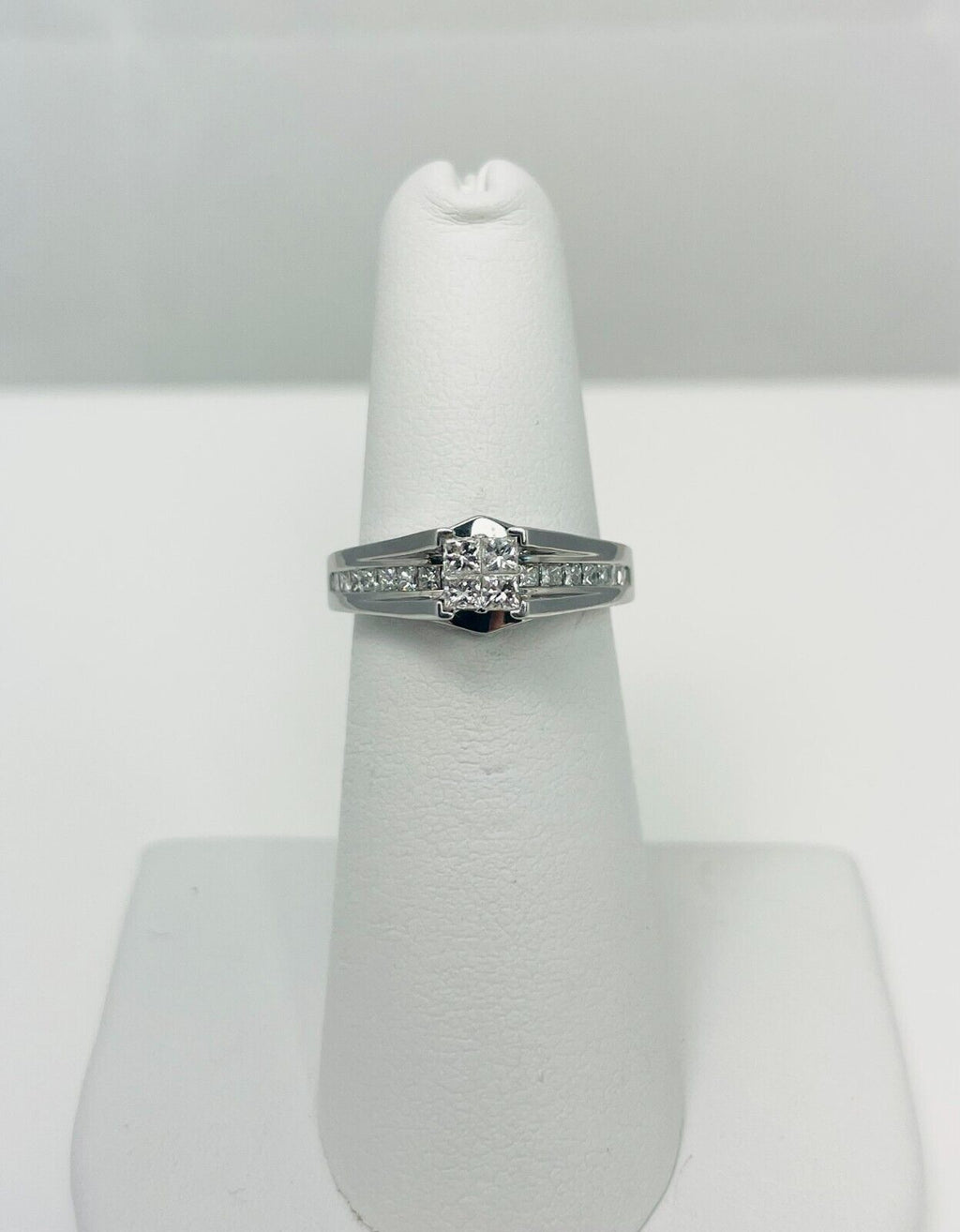 1/2ctw Natural Diamond 14k White Gold Engagement Ring