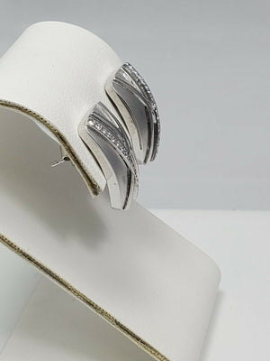 Gorgeous 18k White Gold Diamond Earrings